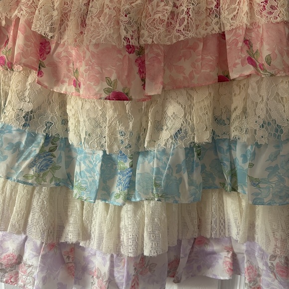 LoveShackFancy’s ruffle mini skirt - Picture 2 of 6